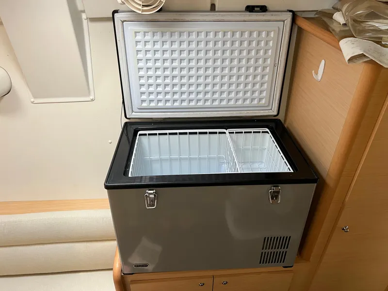 Slide: The Image of Lagoon 420 2008 - 63