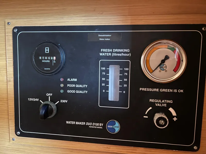 Slide: The Image of Lagoon 420 2008 - 64