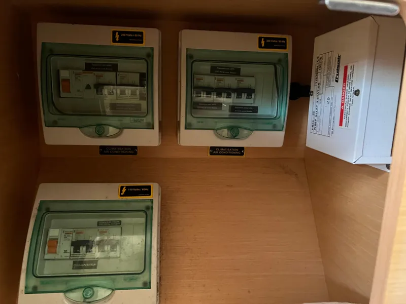 Slide: The Image of Lagoon 420 2008 - 66