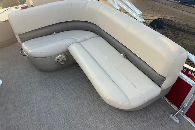 Slide: The Image of 2023 Sun Tracker Bass Buggy 18 DLX pontoon boat seating, beige upholstery, spacious and comfortable. - 7