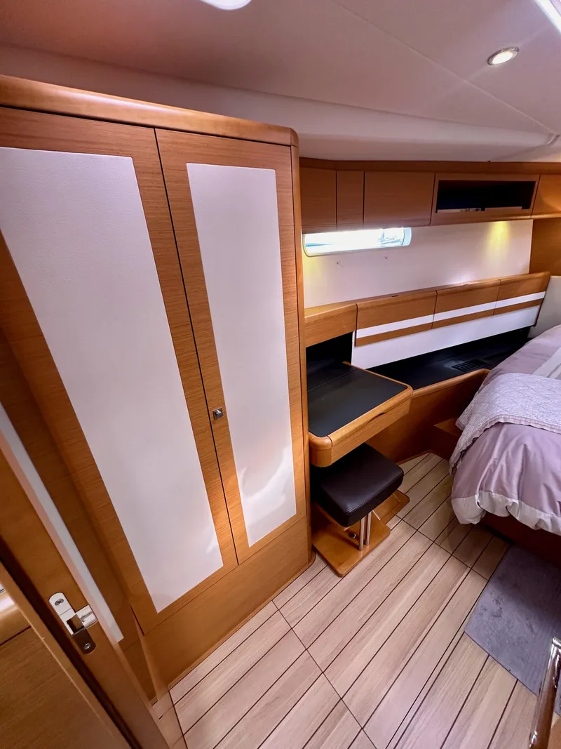 Slide: The Image of Jeanneau 57 2014 - 128