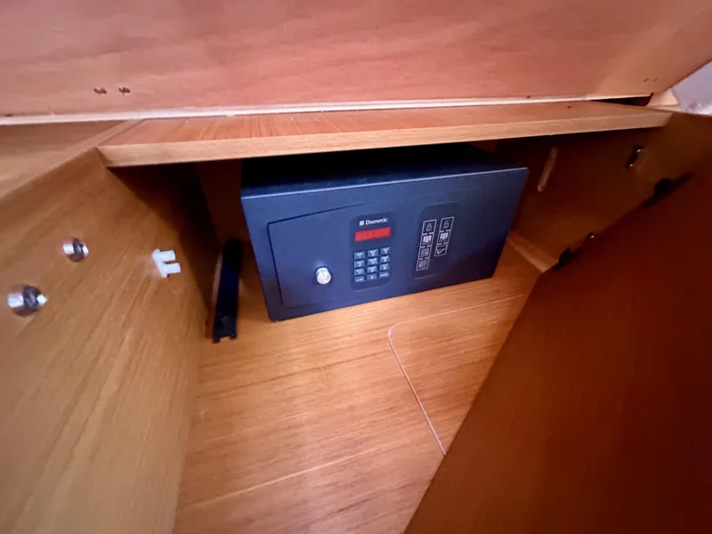 Slide: The Image of Jeanneau 57 2014 - 138