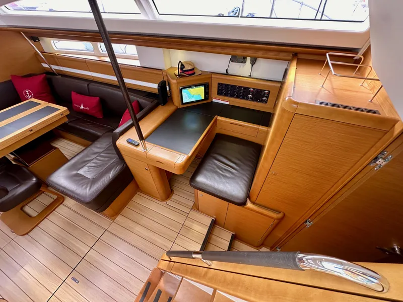 Slide: The Image of Jeanneau 57 2014 - 73