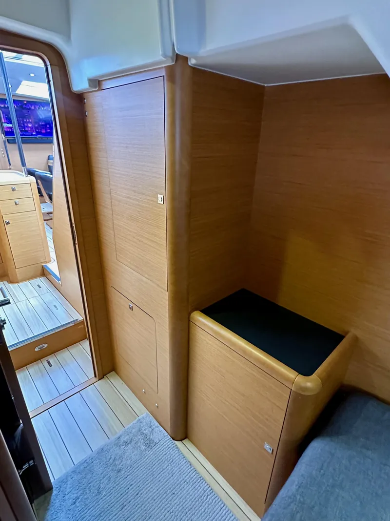 Slide: The Image of Jeanneau 57 2014 - 93