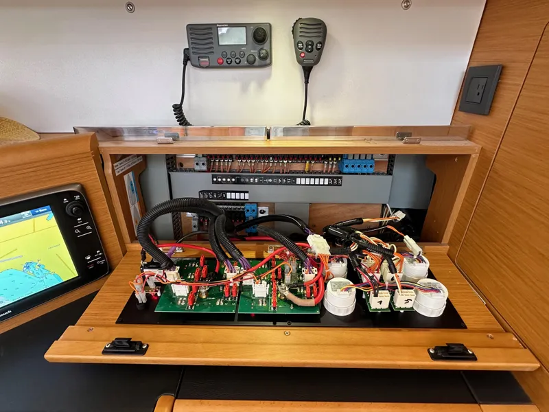 Slide: The Image of Jeanneau 57 2014 - 99