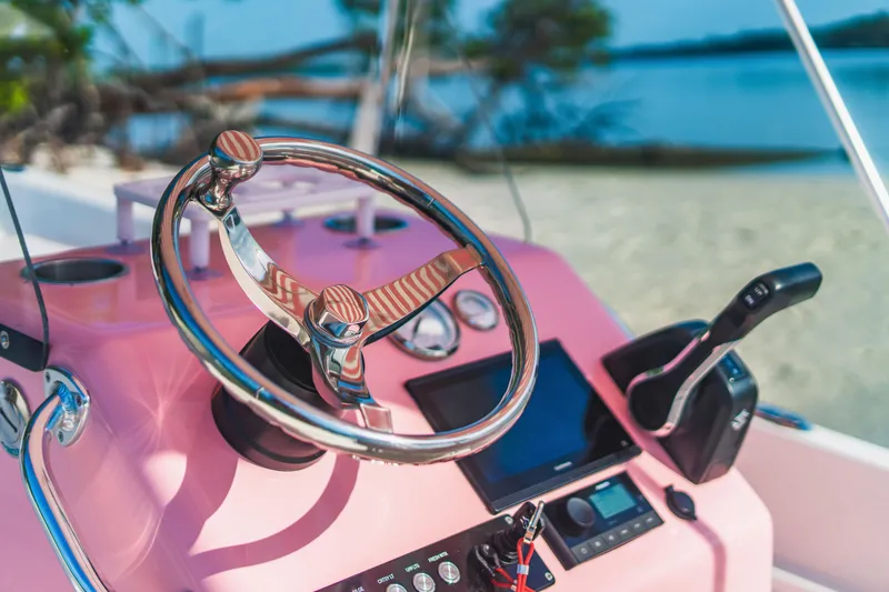 Slide: The Image of Palm Yacht 17 - Center Console - 3