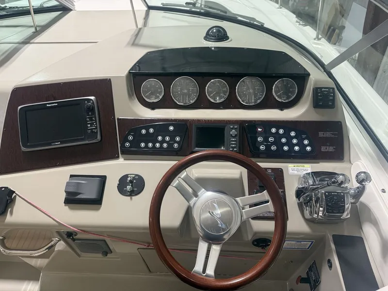 Slide: The Image of Sea Ray Sundancer 370 2012 - 14