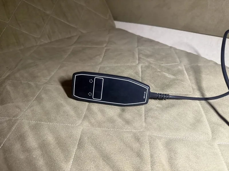 Slide: The Image of Sea Ray Sundancer 370 2012 - 24