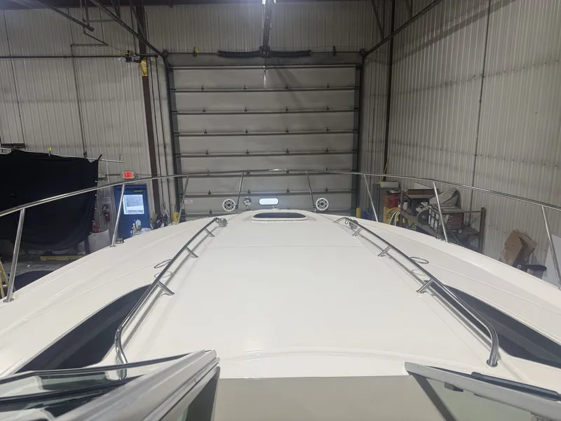 Slide: The Image of Sea Ray Sundancer 370 2012 - 61