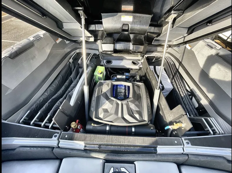 Slide: The Image of Nautique Super Air Nautique G25 Paragon 2025 - 13