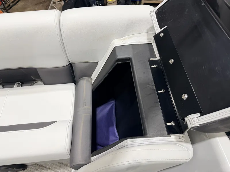Slide: The Image of Bentley Pontoons Legacy 223 Navigator Quad Lounge Tri-toon Pontoon & 150HP Honda 4-Stroke EFI 2024 - 12