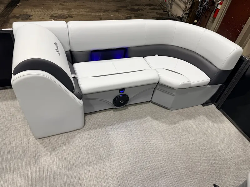 Slide: The Image of Bentley Pontoons Legacy 223 Navigator Quad Lounge Tri-toon Pontoon & 150HP Honda 4-Stroke EFI 2024 - 14