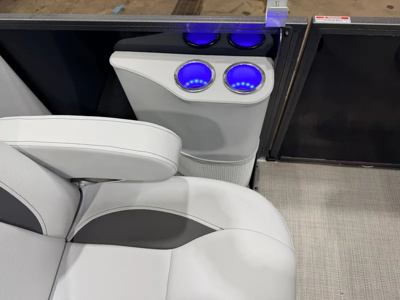 Slide: The Image of Bentley Pontoons Legacy 223 Navigator Quad Lounge Tri-toon Pontoon & 150HP Honda 4-Stroke EFI 2024 - 35