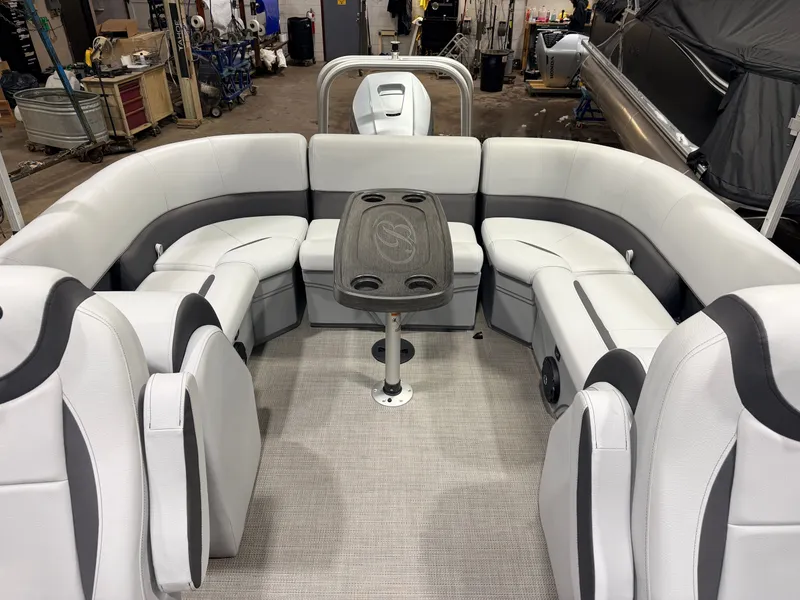 Slide: The Image of Bentley Pontoons Legacy 223 Navigator Quad Lounge Tri-toon Pontoon & 150HP Honda 4-Stroke EFI 2024 - 39