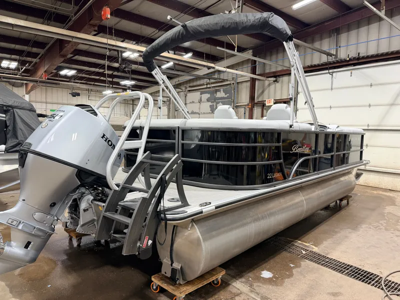 Slide: The Image of Bentley Pontoons Legacy 223 Navigator Quad Lounge Tri-toon Pontoon & 150HP Honda 4-Stroke EFI 2024 - 50