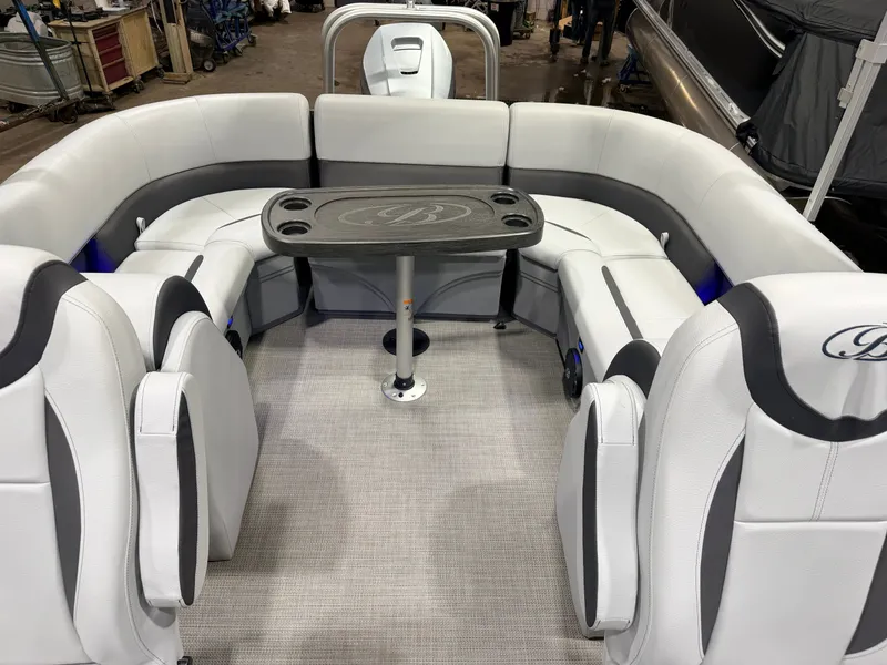 Slide: The Image of Bentley Pontoons Legacy 223 Navigator Quad Lounge Tri-toon Pontoon & 150HP Honda 4-Stroke EFI 2024 - 9