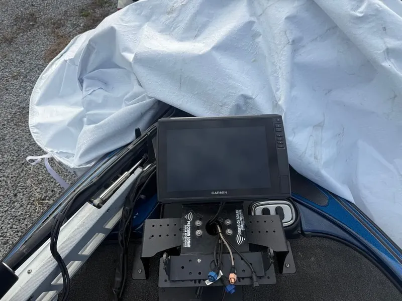 Slide: The Image of Nitro Z-8 2014 - 5