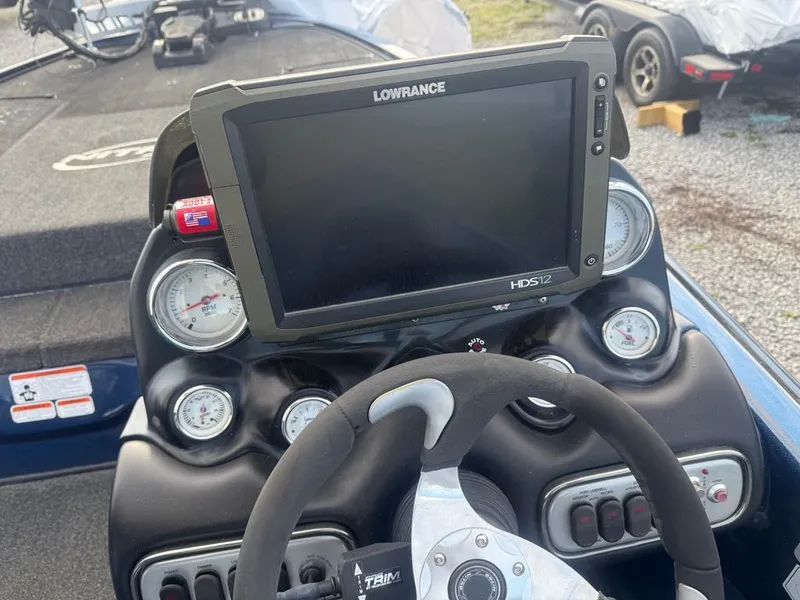 Slide: The Image of Nitro Z-8 2014 - 8