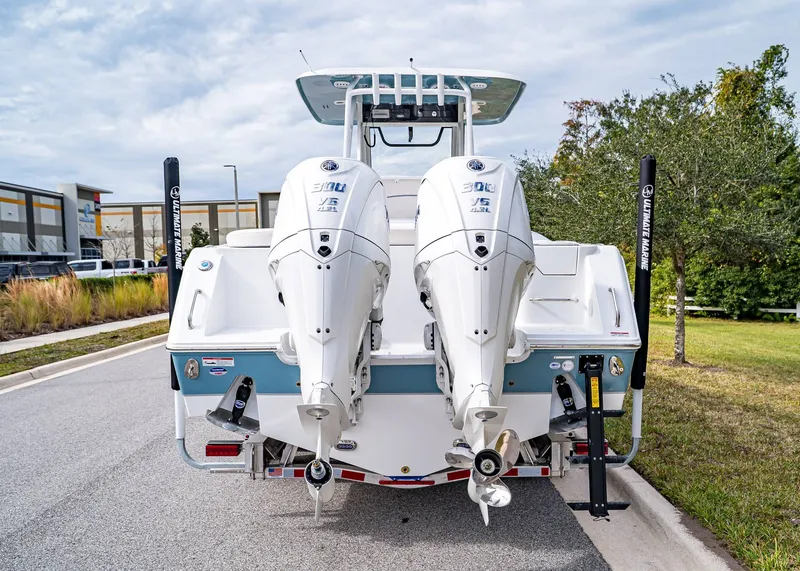 Slide: The Image of Sea Hunt Ultra 285 SE 2026 - 3