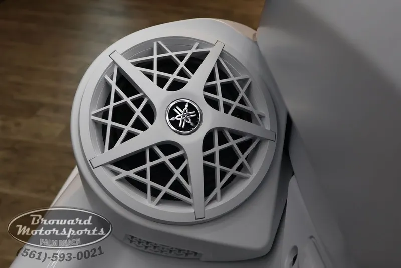 Slide: The Image of Yamaha FX Cruiser SVHO® 2026 - 14