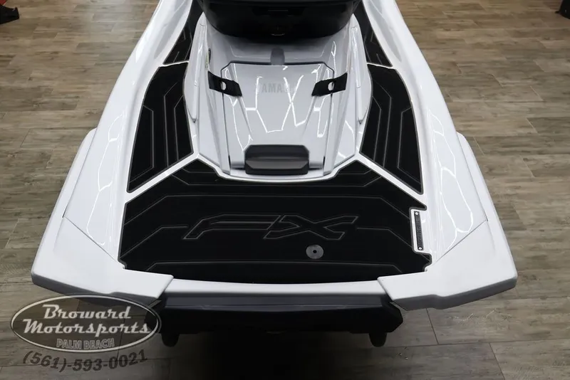 Slide: The Image of Yamaha FX Cruiser SVHO® 2026 - 5
