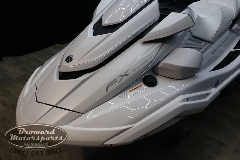 Slide: The Image of Yamaha FX Cruiser SVHO® 2026 - 8