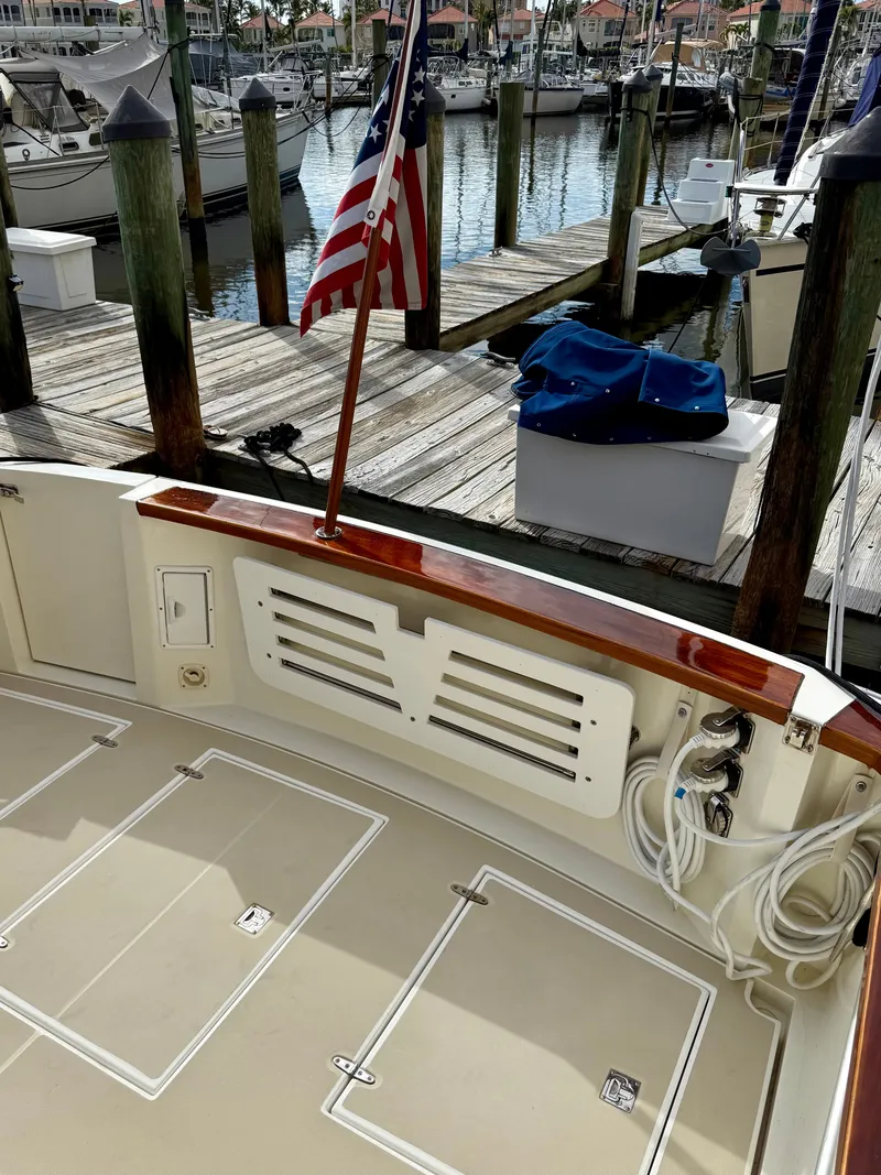 Slide: The Image of Sabre 36 2003 - 10