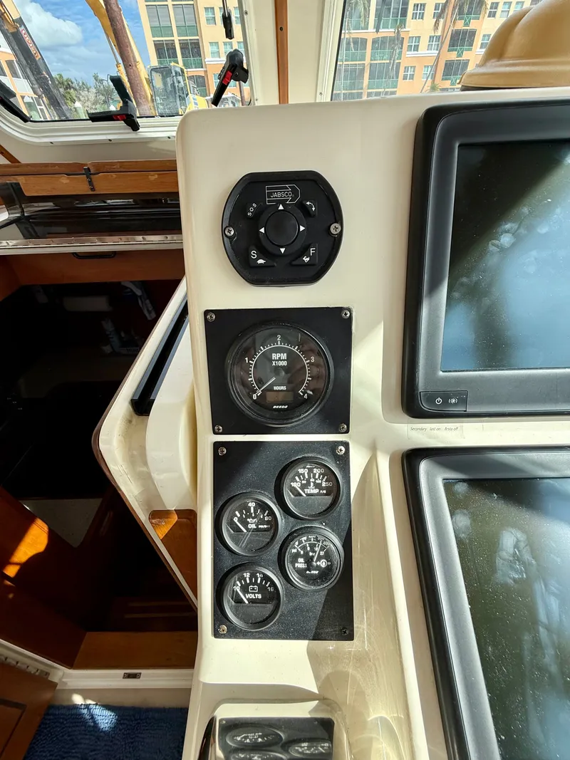 Slide: The Image of Sabre 36 2003 - 101