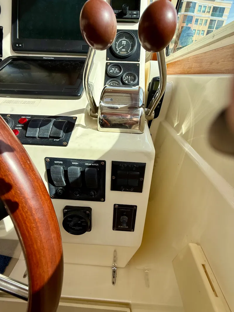 Slide: The Image of Sabre 36 2003 - 108