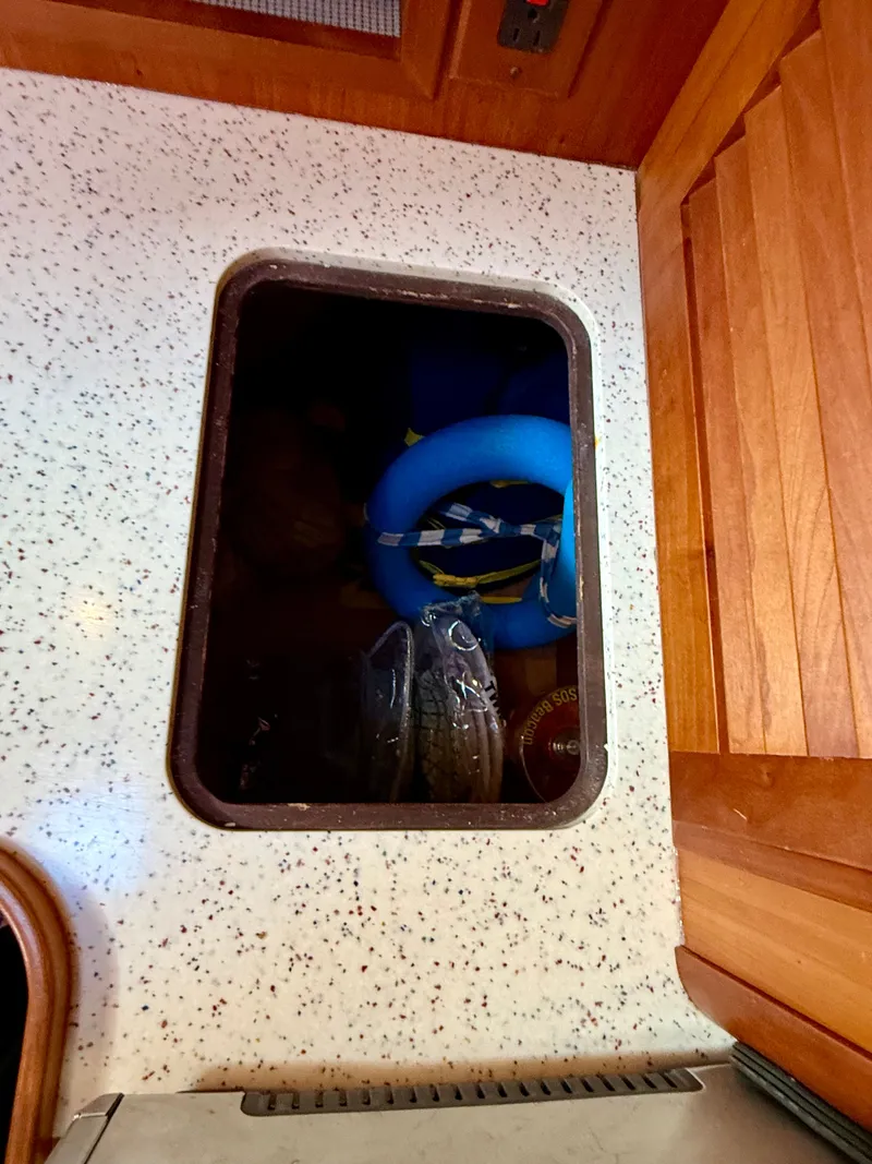 Slide: The Image of Sabre 36 2003 - 58