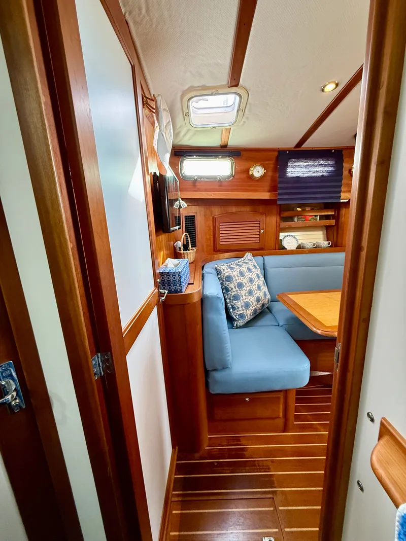 Slide: The Image of Sabre 36 2003 - 73