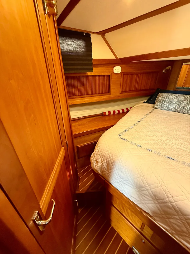 Slide: The Image of Sabre 36 2003 - 77