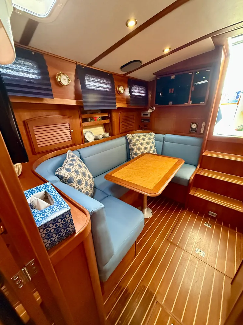 Slide: The Image of Sabre 36 2003 - 82