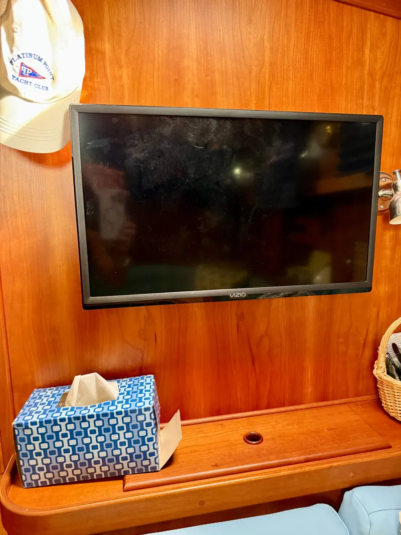 Slide: The Image of Sabre 36 2003 - 84