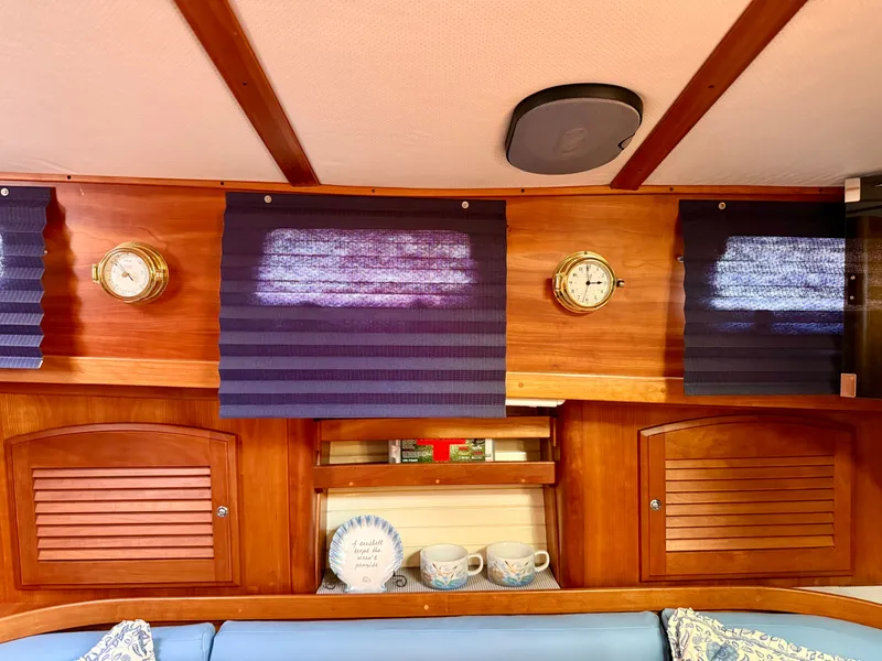 Slide: The Image of Sabre 36 2003 - 85