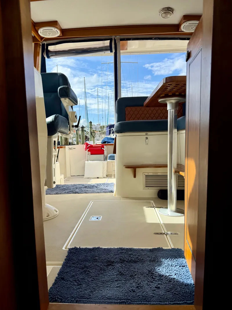 Slide: The Image of Sabre 36 2003 - 90