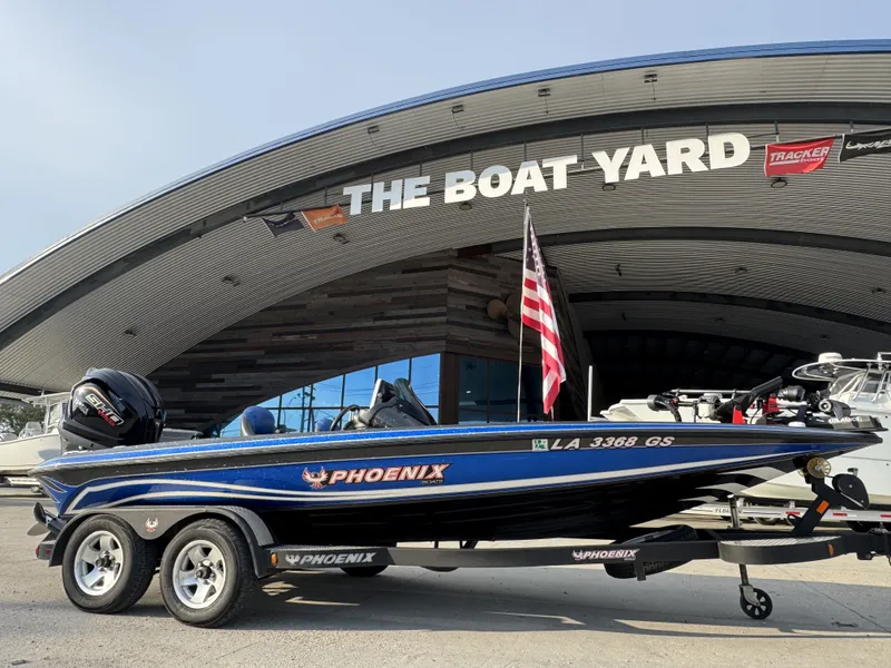 Slide: The Image of Phoenix Bass Boat 619 Pro 2013 - 10