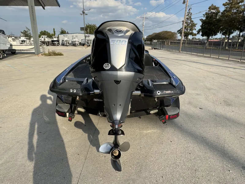 Slide: The Image of Phoenix Bass Boat 619 Pro 2013 - 12