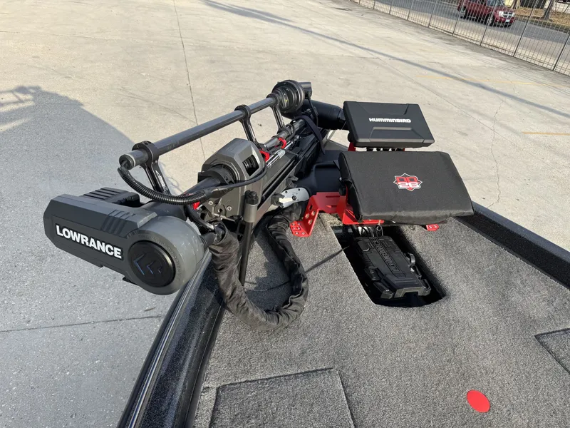 Slide: The Image of Phoenix Bass Boat 619 Pro 2013 - 14