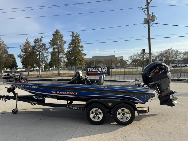 Slide: The Image of Phoenix Bass Boat 619 Pro 2013 - 4