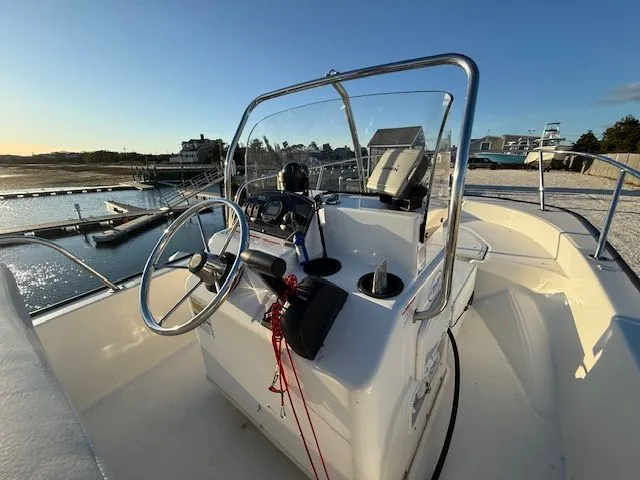 Slide: The Image of Boston Whaler MONTAUK 150 2008 - 7