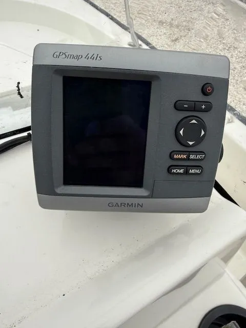 Slide: The Image of Boston Whaler MONTAUK 150 2008 - 9