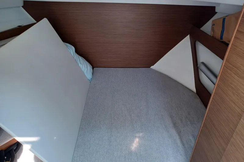 Slide: The Image of Manufacturer Provided Image - 24