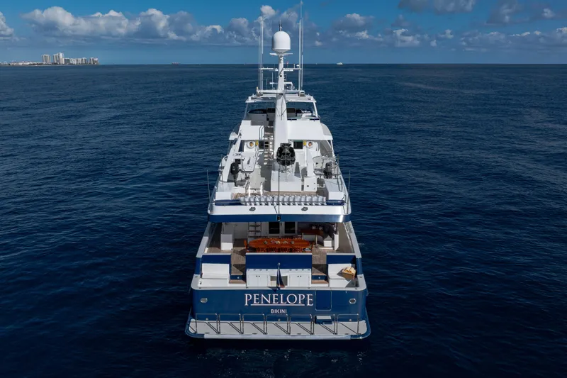 Slide: The Image of Luxury yacht "Penelope" on open sea, Delta Expedition 1990 model. - 5