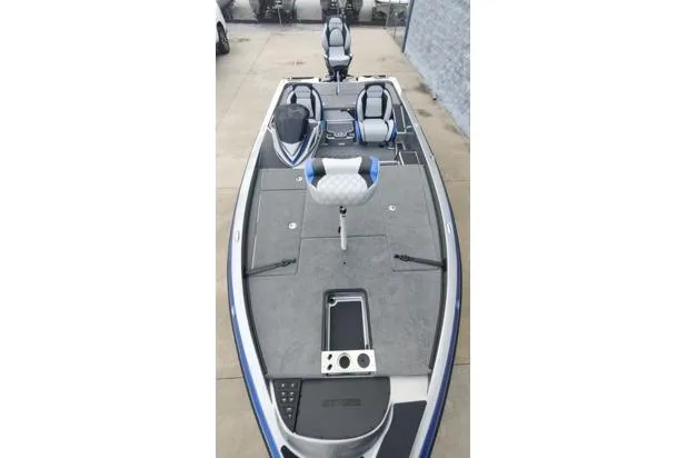 Slide: The Image of 2026 Caymas CX20 Pro fishing boat with spacious deck and modern seating. - 3