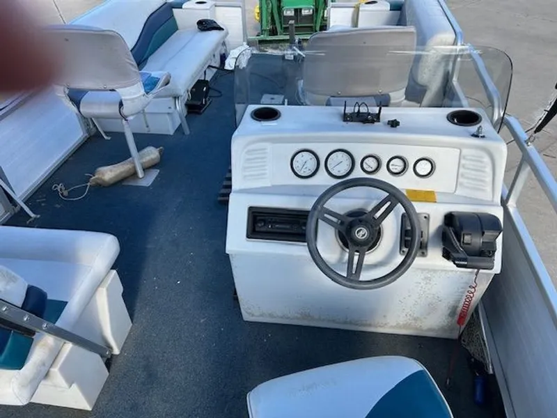 Slide: The Image of Lowe 215 Family 1995 - 2