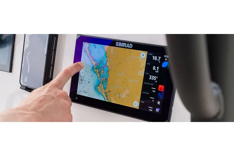 Slide: The Image of Touchscreen navigation system on 2025 Yamaha Boats 222 FSH Sport E. - 8