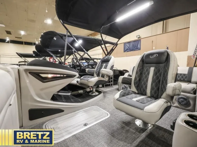 Slide: The Image of Lusso Ultra-Lounge L25UC 2026 - 16