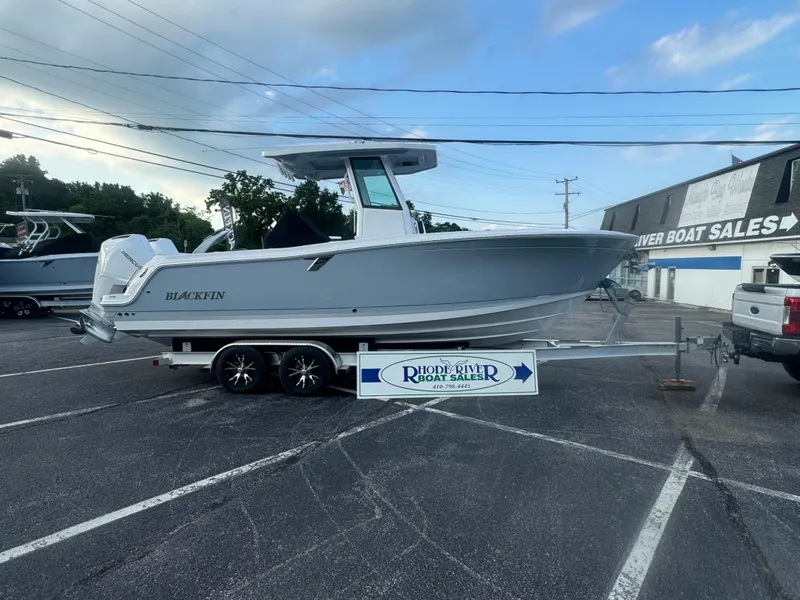 The Image of 2026 Blackfin 252 CC boat on trailer at Rhode River Boat Sales. - 0