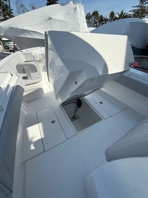 Slide: The Image of Contender 32 ST 2026 - 15